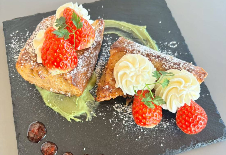 イチゴのショートトースト